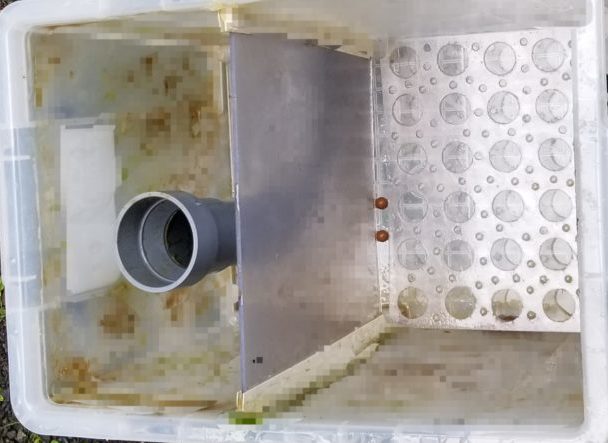 自作濾過槽のバクテリアを考えた掃除方法とエアレーションテクニック 起きたら海まで十数秒